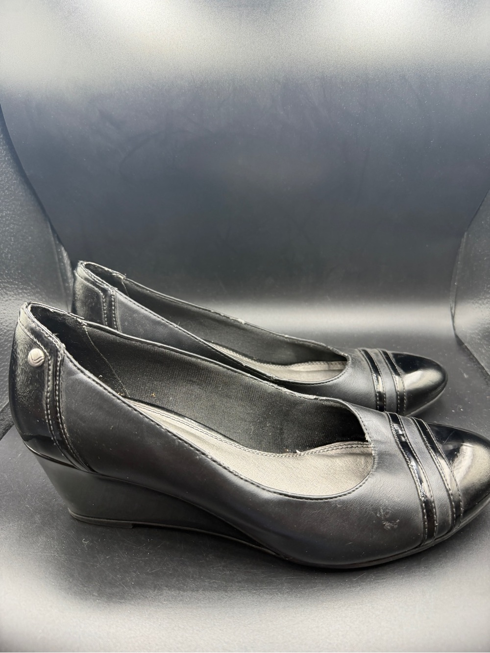 Life stride Classic Black Wedge Pumps for Women